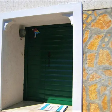 One Bedroom House At Murter 500 M Away From The Beach With Wifi Tatil Evi Murter